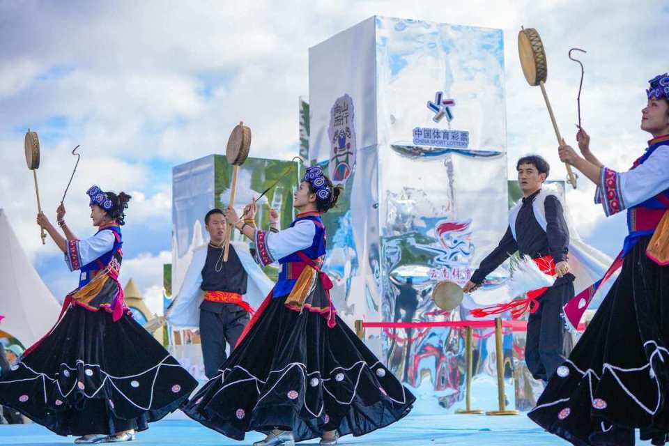 骑遇丽江, 礴力量, qyzhG 骑遇丽江, 礴力量, qyzhG